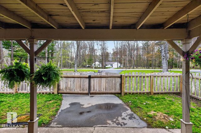 3596 E Jane Drive, Midland, MI 48642