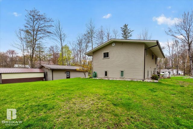 3596 E Jane Drive, Midland, MI 48642
