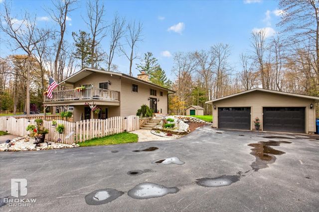 3596 E Jane Drive, Midland, MI 48642