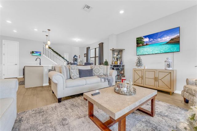 2854 Primrose Place, Oakland Park, FL 33309