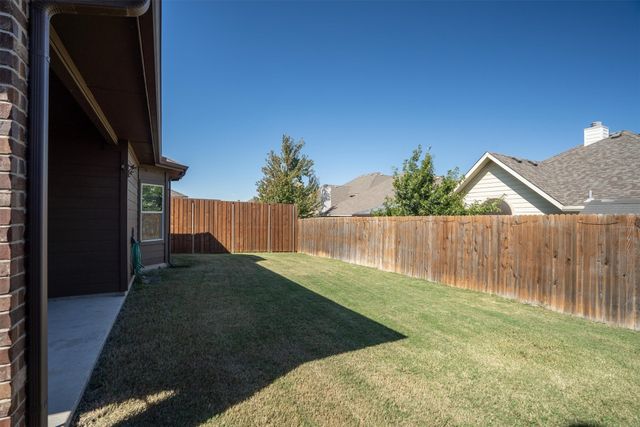 4033 Lazy River Ranch Road, Fort Worth, TX 76262
