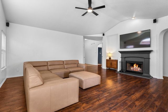 4033 Lazy River Ranch Road, Fort Worth, TX 76262