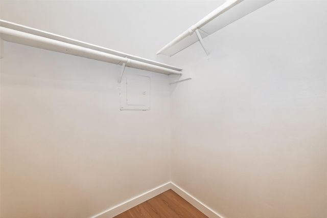 61 W Wavy Oak Circle, Spring, TX 77381