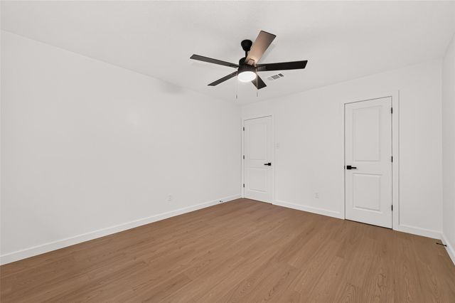 61 W Wavy Oak Circle, Spring, TX 77381