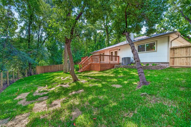 61 W Wavy Oak Circle, Spring, TX 77381