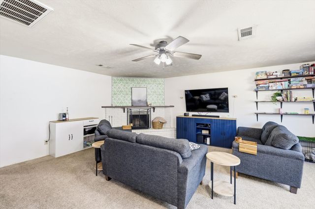 6809 Newcastle Place, North Richland Hills, TX 76182