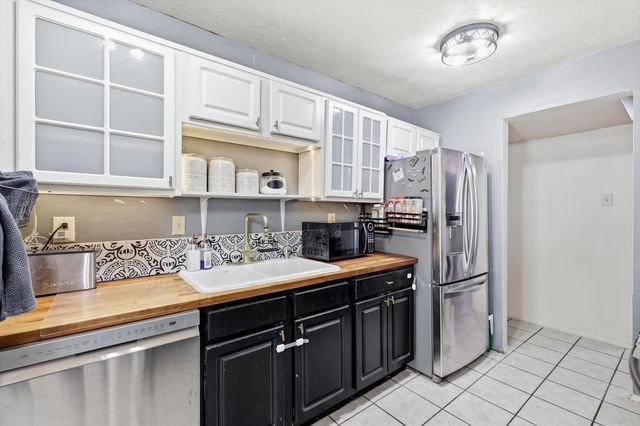 6809 Newcastle Place, North Richland Hills, TX 76182