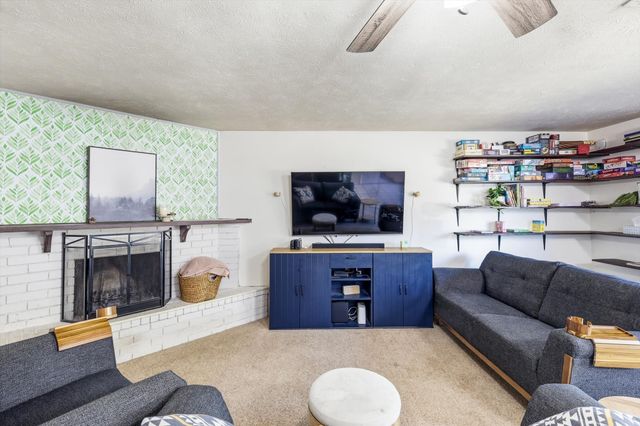 6809 Newcastle Place, North Richland Hills, TX 76182