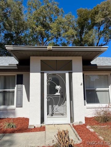 6141 E Glencoe Street, Inverness, FL 34452