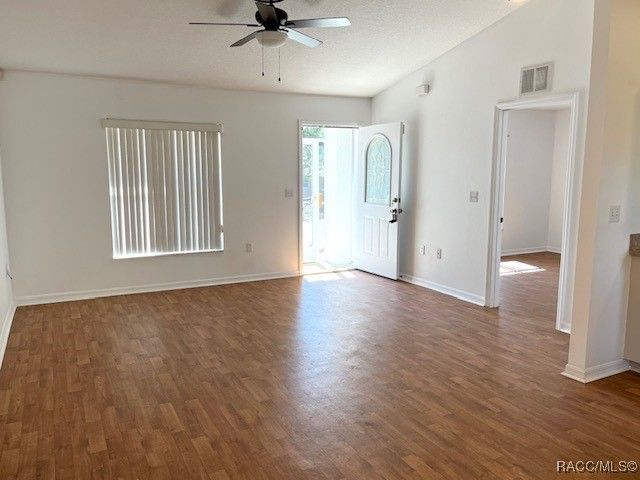 6141 E Glencoe Street, Inverness, FL 34452