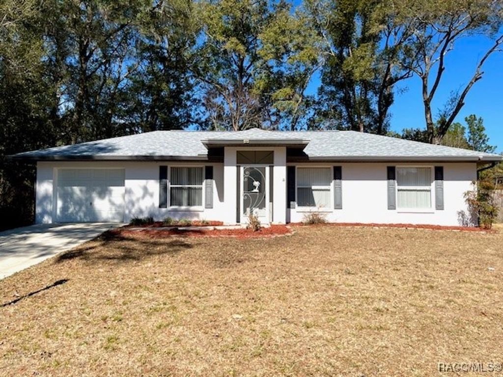 6141 E Glencoe Street, Inverness, FL 34452