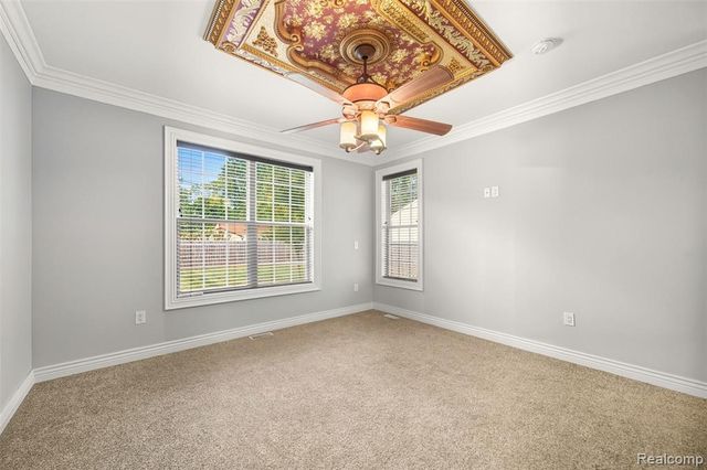 33528 Rhonswood Street, Farmington Hills, MI 48335