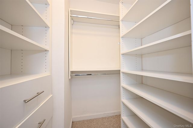 67-40 Yellowstone Boulevard 4M, Forest Hills, NY 11375