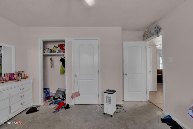 10708 Gemstone Street, El Paso, TX 79924