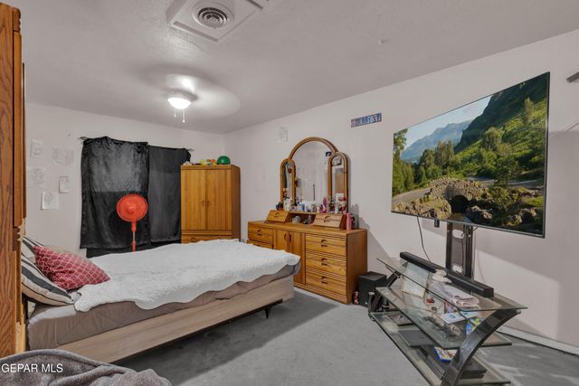10708 Gemstone Street, El Paso, TX 79924