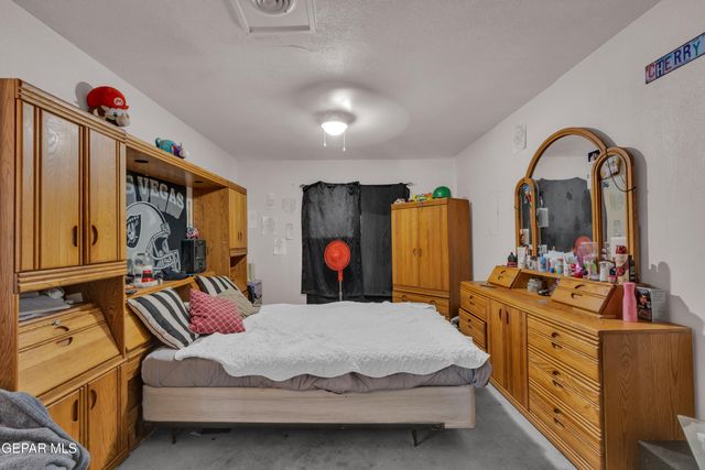 10708 Gemstone Street, El Paso, TX 79924
