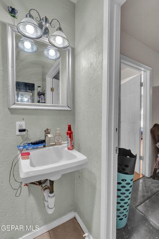 10708 Gemstone Street, El Paso, TX 79924