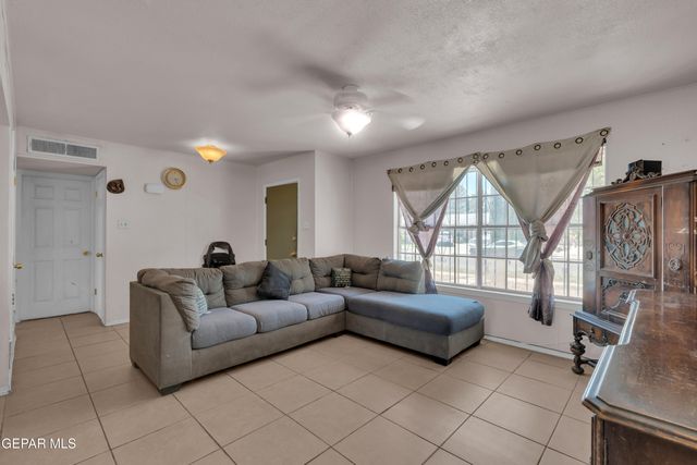 10708 Gemstone Street, El Paso, TX 79924