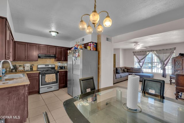 10708 Gemstone Street, El Paso, TX 79924