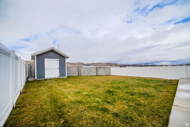 2517 N VELVET MOON DR, Saratoga Springs, UT 84045