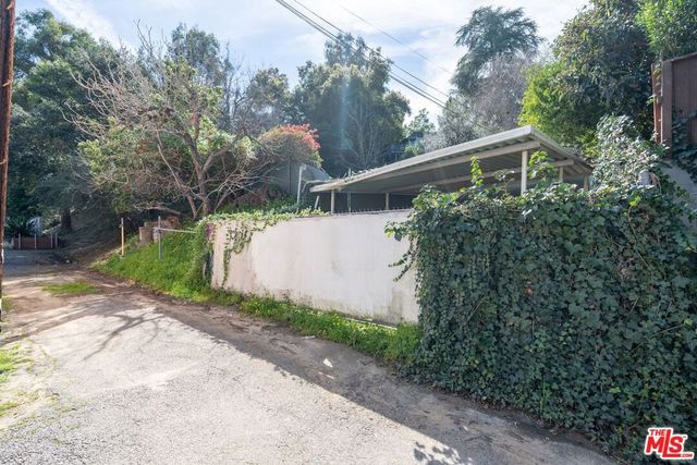 3468 Oak Glen Drive, Los Angeles, CA 90068