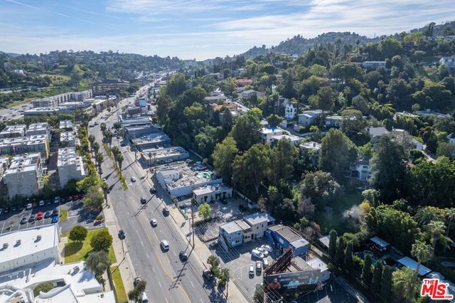 3468 Oak Glen Drive, Los Angeles, CA 90068