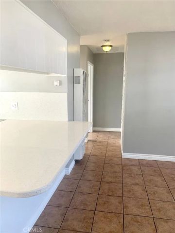 650 N Third Avenue C, Upland, CA 91786