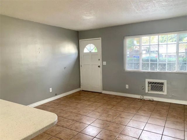 650 N Third Avenue C, Upland, CA 91786