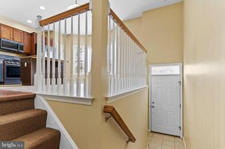 6304 CREEKBEND DR, Mechanicsburg, PA 17050