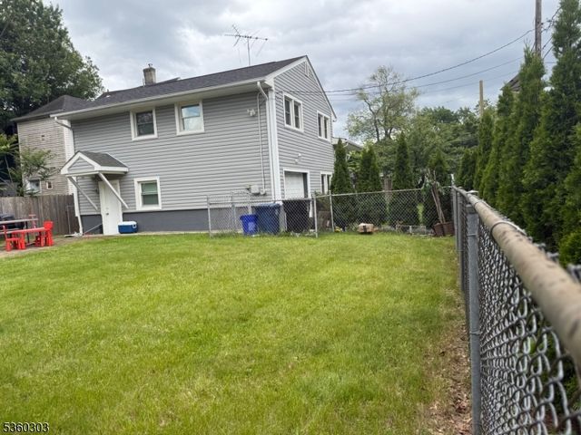 131 Netherwood Ave, Plainfield City, NJ 07062