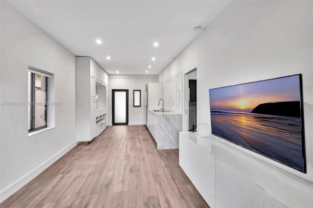 2198 NE 183rd Street, North Miami Beach, FL 33179
