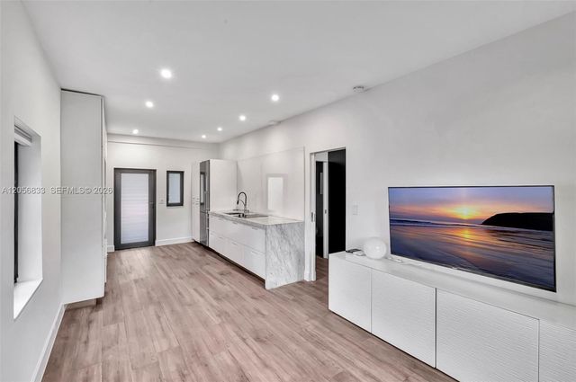 2198 NE 183rd Street, North Miami Beach, FL 33179