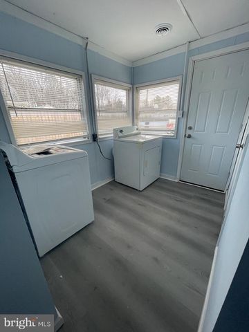 2001 LINKWOOD AVE, Wilmington, DE 19805