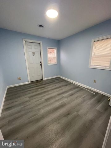 2001 LINKWOOD AVE, Wilmington, DE 19805