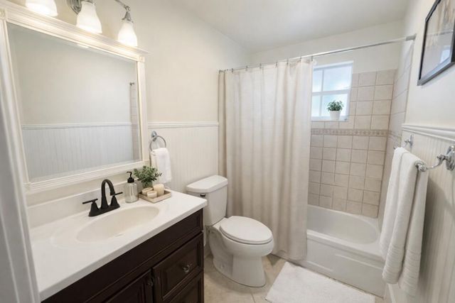 823 Lynwood Drive, Lake Worth Beach, FL 33461