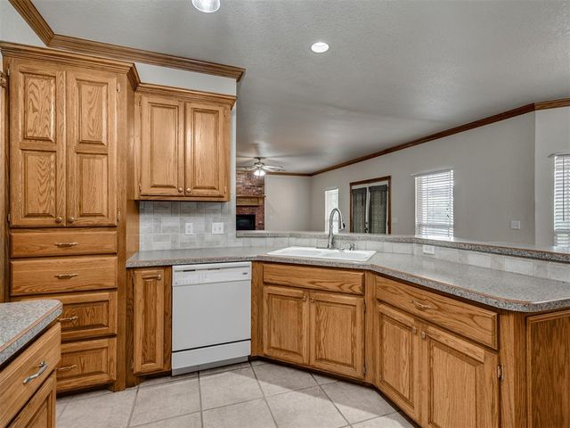 20200 SE 43rd Street, Harrah, OK 73045