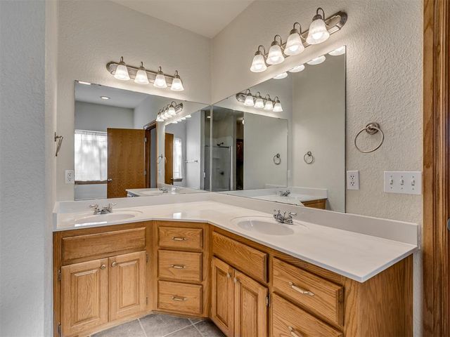 20200 SE 43rd Street, Harrah, OK 73045