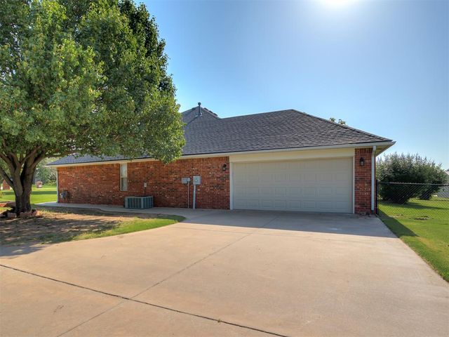20200 SE 43rd Street, Harrah, OK 73045