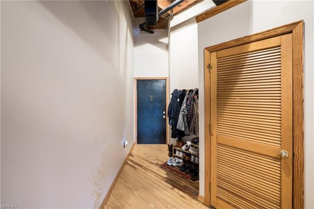 230 W Tazewell St Apt 103, Norfolk, VA 23510