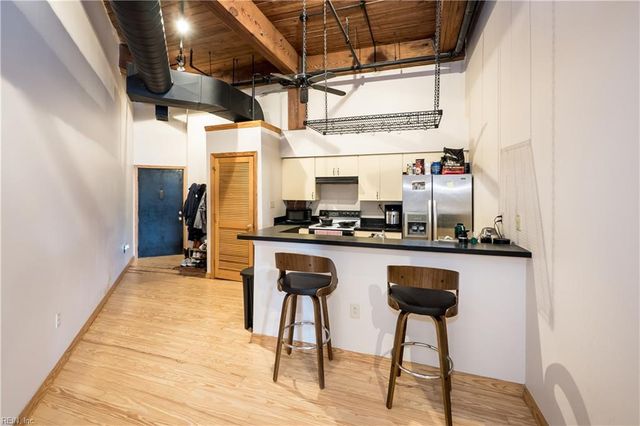 230 W Tazewell St Apt 103, Norfolk, VA 23510