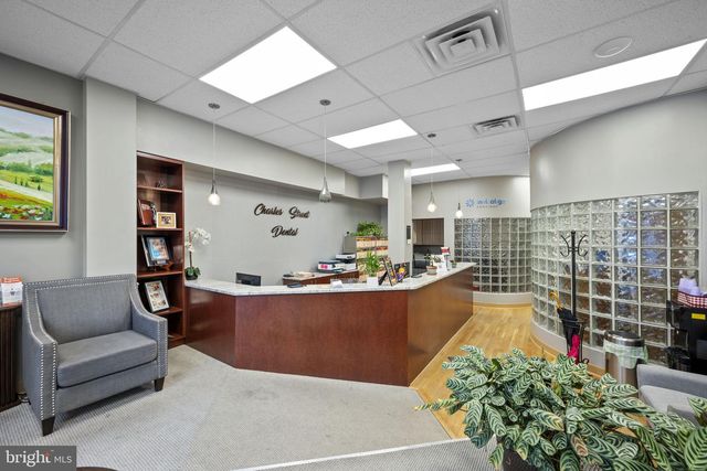 338 N CHARLES ST, Baltimore, MD 21201