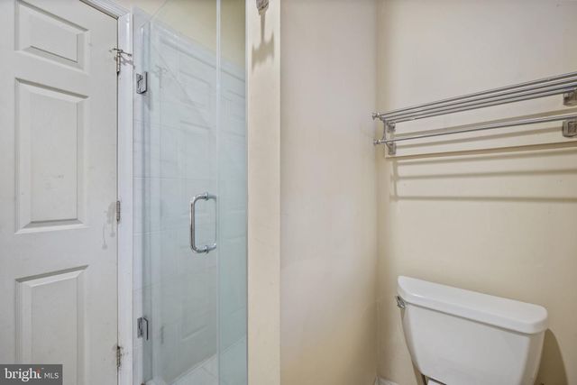 338 N CHARLES ST, Baltimore, MD 21201