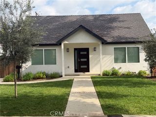 1070 N Vinedo Avenue, Pasadena, CA 91107