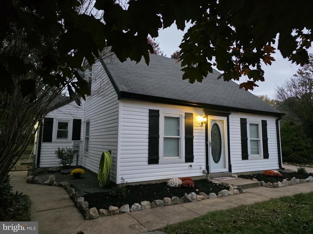 906 EDMUND ST, Aberdeen, MD 21001