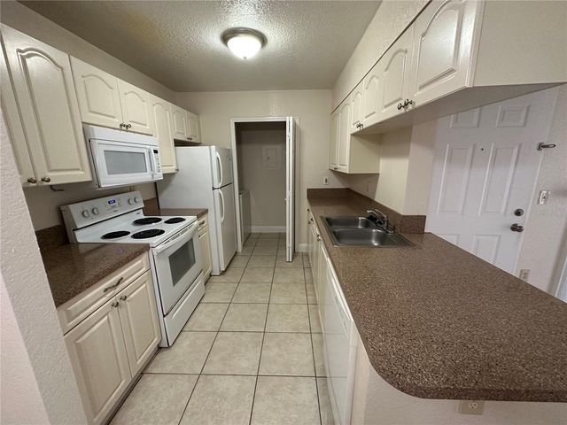 2550 N ALAFAYA TRAIL 5103, Orlando, FL 32826