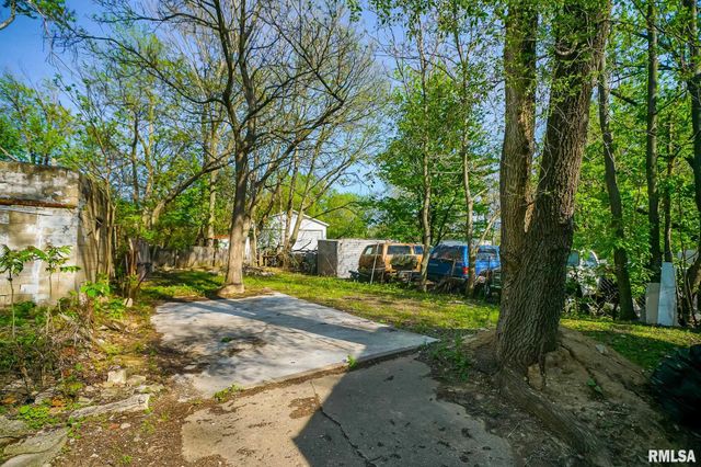 3922 N BOULEVARD Avenue, Peoria Heights, IL 61616