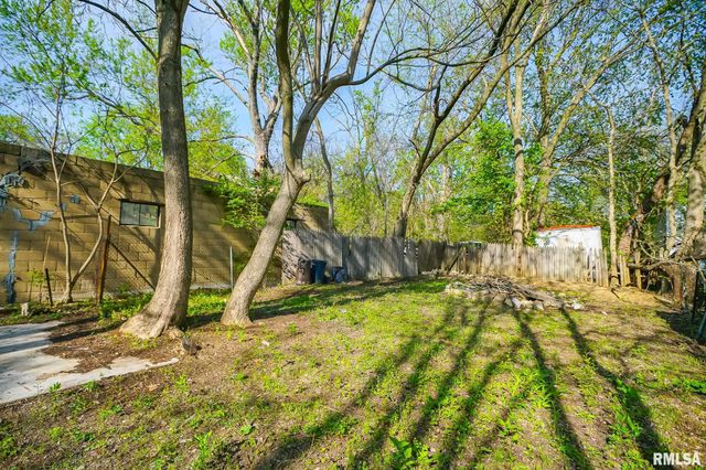 3922 N BOULEVARD Avenue, Peoria Heights, IL 61616