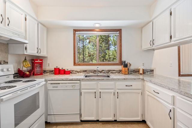 57339 Mountain View Lane 5, Sunriver, OR 97707