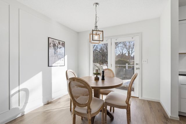 3048 Camelot Circle, Woodbury, MN 55125