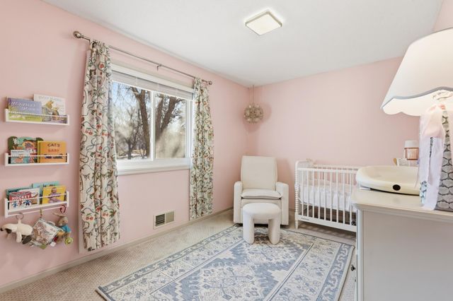 3048 Camelot Circle, Woodbury, MN 55125